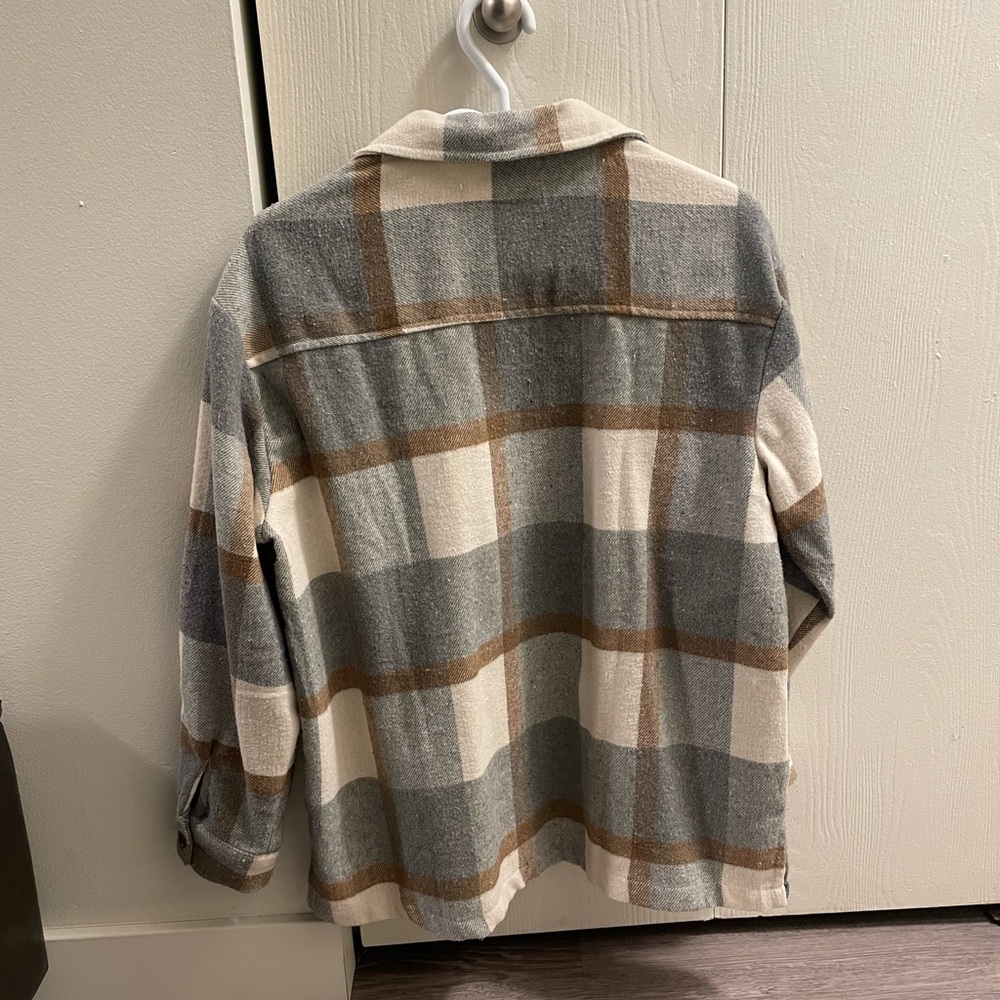 Thread Supply Shacket - Picture 2 of 4
